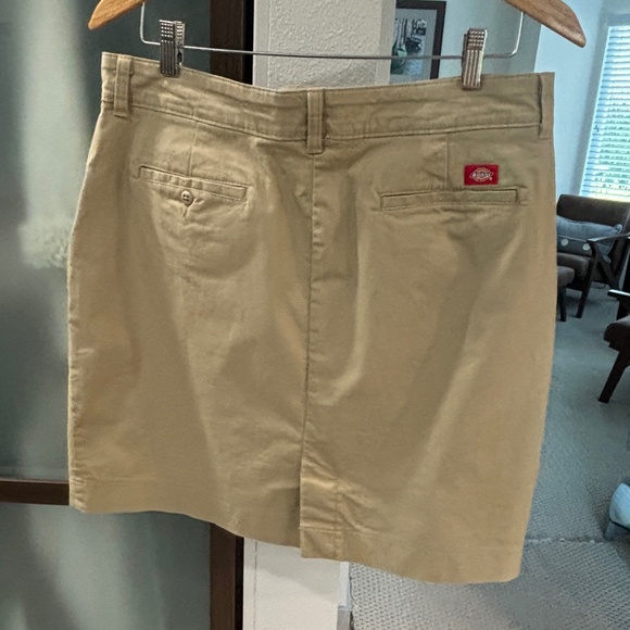 Dickies Stretch Skirt - Tan Size 12 - Picture 3 of 8
